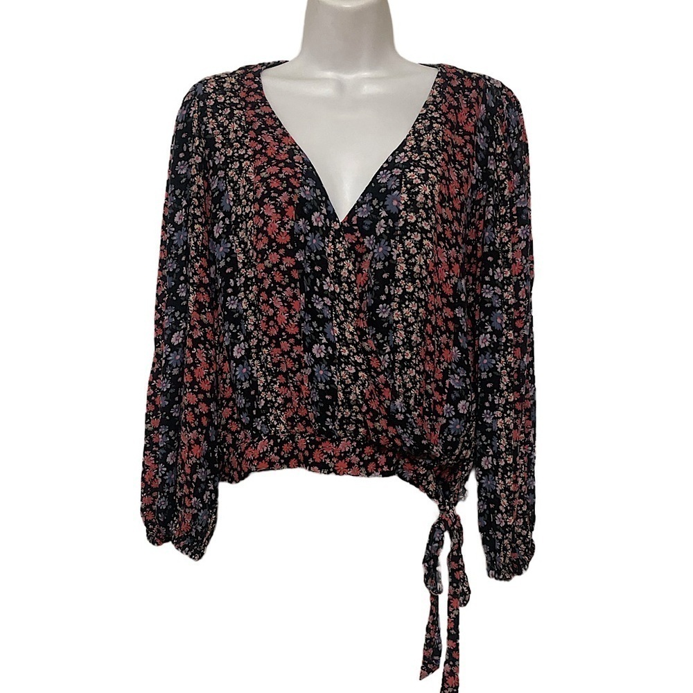 American Eagle Outfitters Black and Pink Blouse Surplice V-Neck Balloon Sleeve